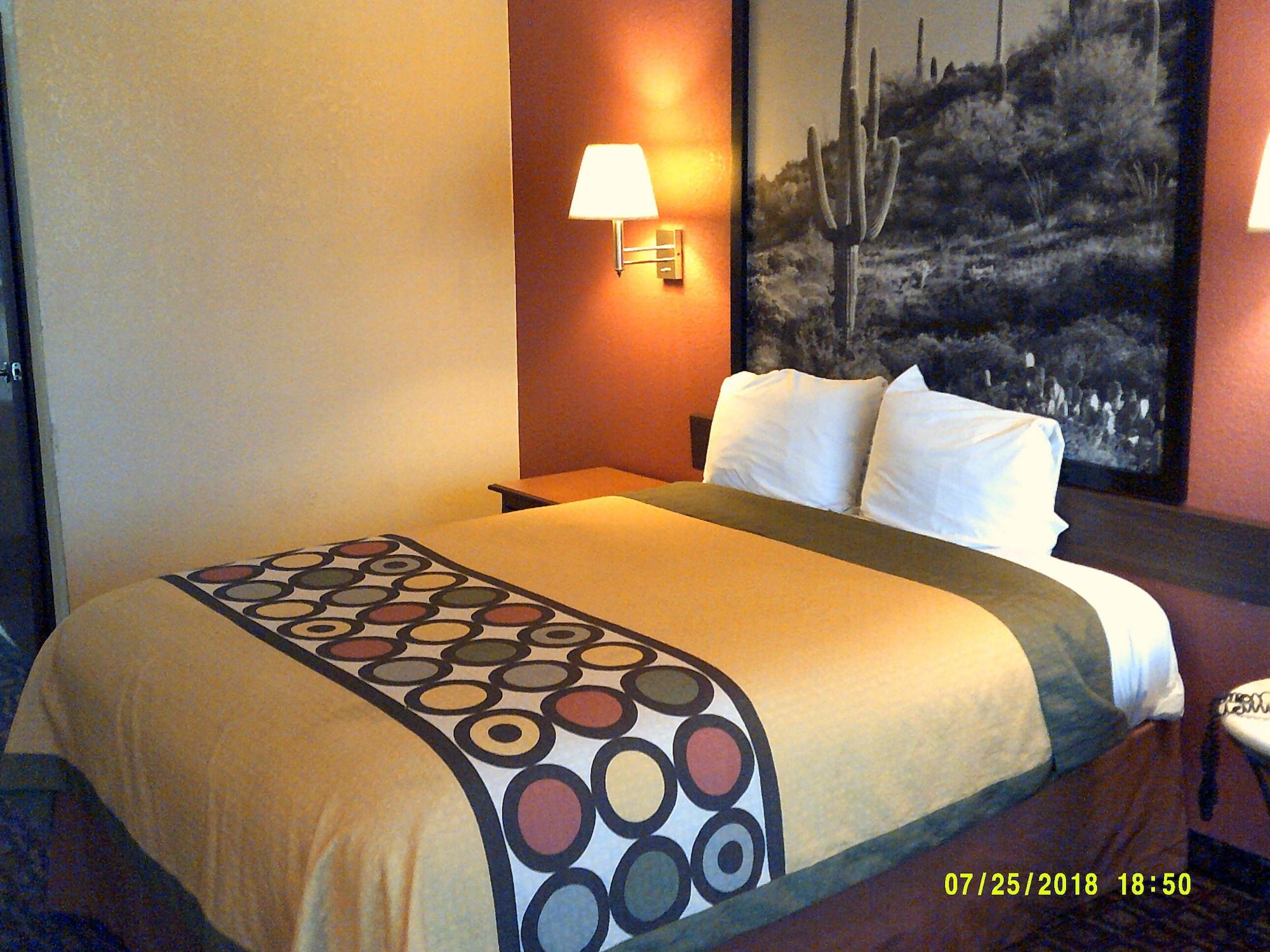 Hotel Super 8 By Wyndham Tucson Downtown Convention Center Exteriér fotografie